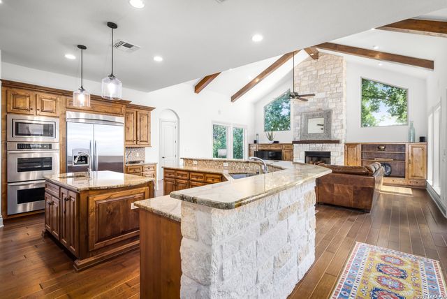 314 Horseshoe, Boerne, TX 78006