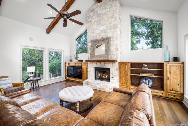 314 Horseshoe, Boerne, TX 78006
