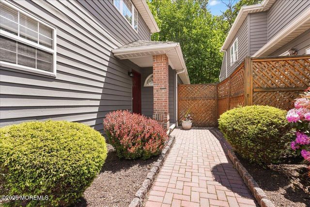 42 Fairway Boulevard, Monroe, NJ 08831