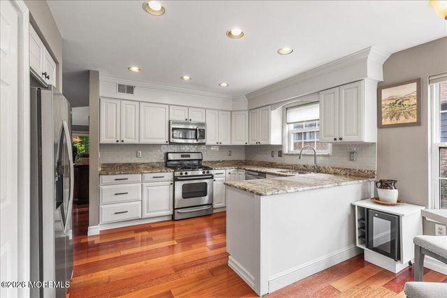 42 Fairway Boulevard, Monroe, NJ 08831