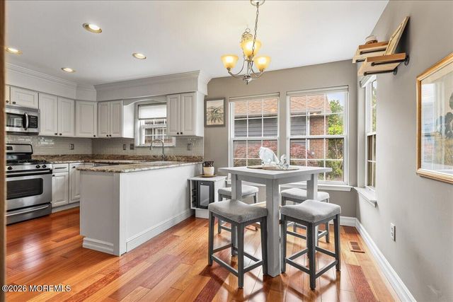 42 Fairway Boulevard, Monroe, NJ 08831