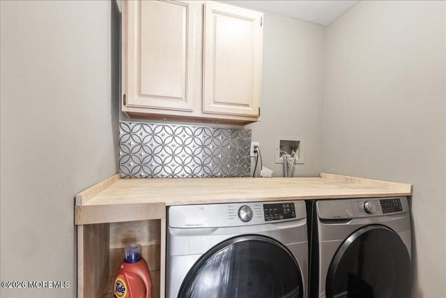 42 Fairway Boulevard, Monroe, NJ 08831