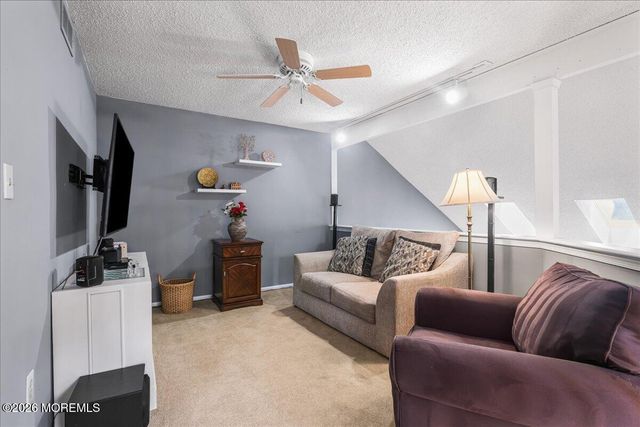 42 Fairway Boulevard, Monroe, NJ 08831