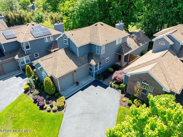 42 Fairway Boulevard, Monroe, NJ 08831