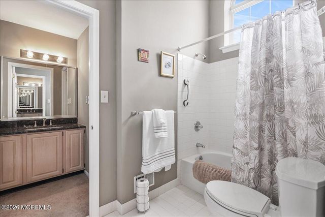42 Fairway Boulevard, Monroe, NJ 08831