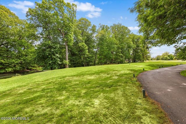 42 Fairway Boulevard, Monroe, NJ 08831