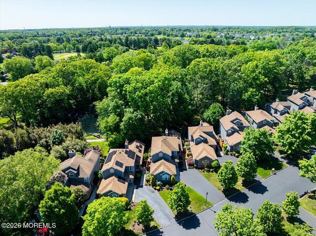 42 Fairway Boulevard, Monroe, NJ 08831