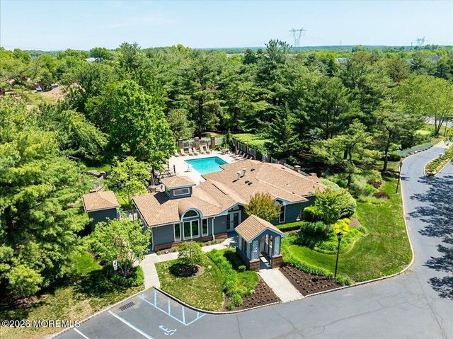 42 Fairway Boulevard, Monroe, NJ 08831