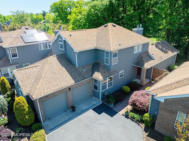 42 Fairway Boulevard, Monroe, NJ 08831