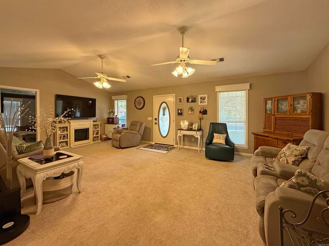 7 Oak Meadow Cove, Batesville, AR 72501