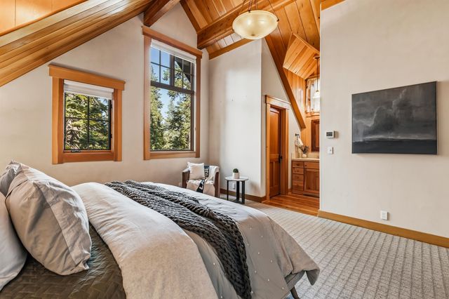 8745 Lahontan Drive, Truckee, CA 96161