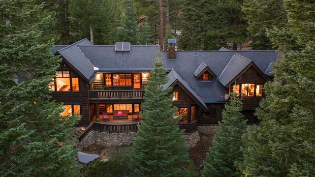 8745 Lahontan Drive, Truckee, CA 96161