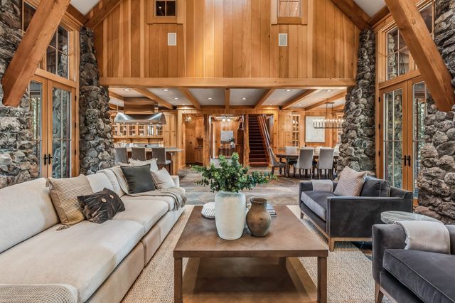 8745 Lahontan Drive, Truckee, CA 96161