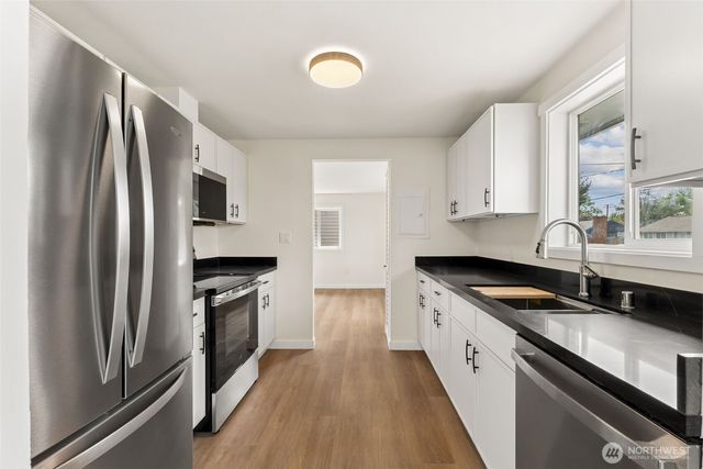 928 Dibb Street, Bremerton, WA 98310