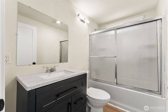 928 Dibb Street, Bremerton, WA 98310
