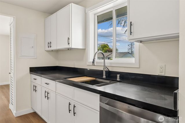 928 Dibb Street, Bremerton, WA 98310