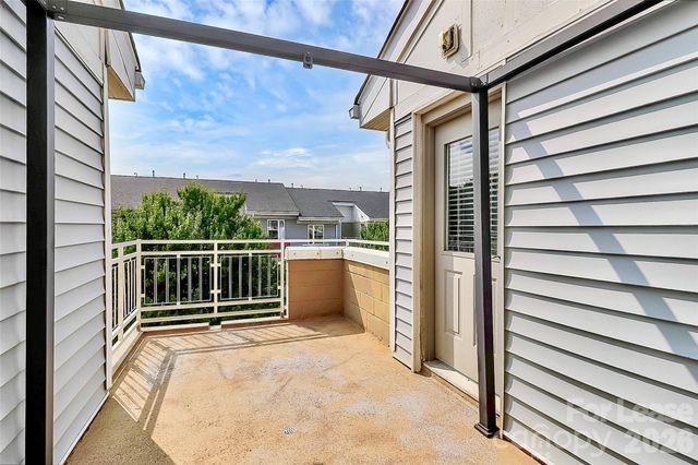 525 Donatello Avenue, Charlotte, NC 28205