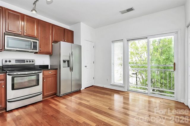 525 Donatello Avenue, Charlotte, NC 28205