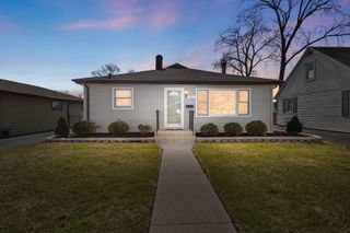 7331 W 114th Place, Worth, IL 60482