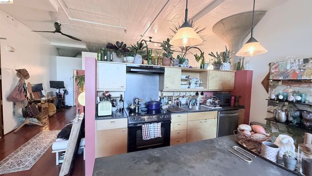 1500 Park 335, Emeryville, CA 94608