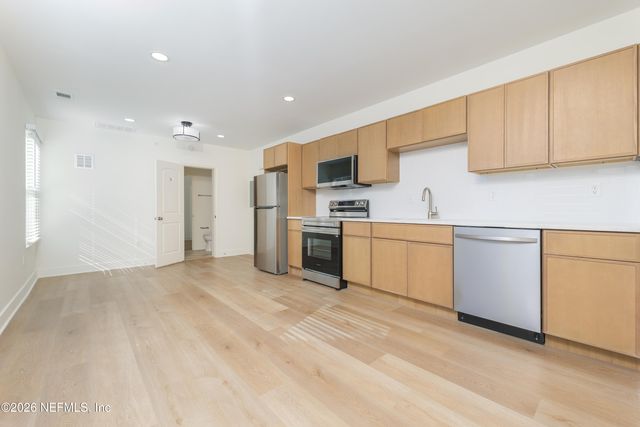 1628 WALNUT Street, Jacksonville, FL 32206