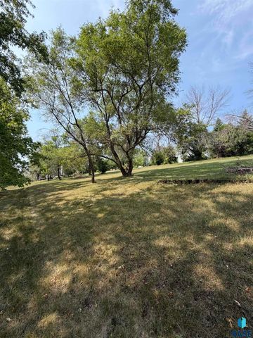 6209 N Western Ave Avenue, Sioux Falls, SD 57107