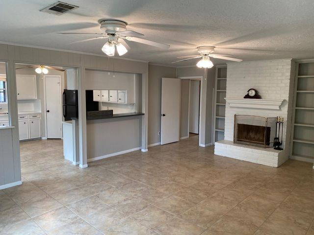 13618 Meisterwood Drive, Houston, TX 77065