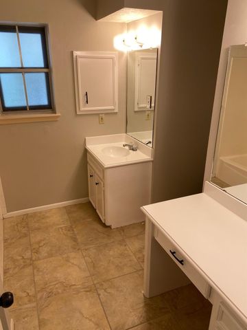 13618 Meisterwood Drive, Houston, TX 77065