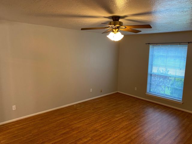 13618 Meisterwood Drive, Houston, TX 77065