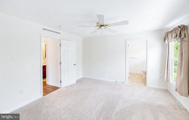 423 HONEYSUCKLE LN, Blue Bell, PA 19422