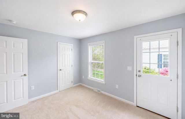 423 HONEYSUCKLE LN, Blue Bell, PA 19422