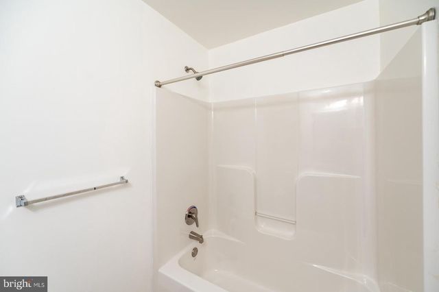 423 HONEYSUCKLE LN, Blue Bell, PA 19422