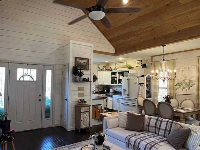 172 Gardenia Court, Marble, NC 28905