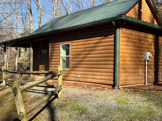 172 Gardenia Court, Marble, NC 28905