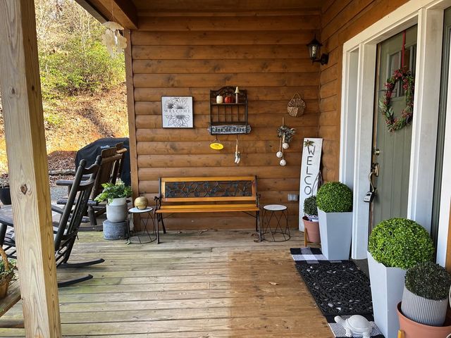 172 Gardenia Court, Marble, NC 28905