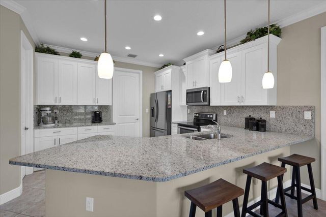 367 SW Vista Lake Drive, Port St. Lucie, Port St Lucie, FL 34953