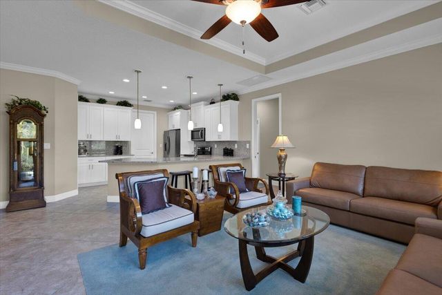 367 SW Vista Lake Drive, Port St. Lucie, Port St Lucie, FL 34953