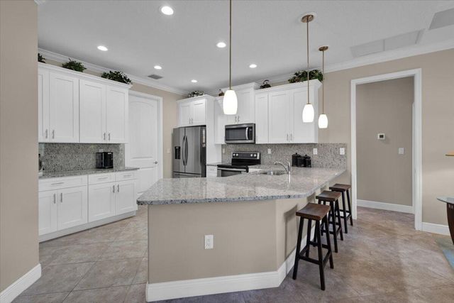 367 SW Vista Lake Drive, Port St. Lucie, Port St Lucie, FL 34953