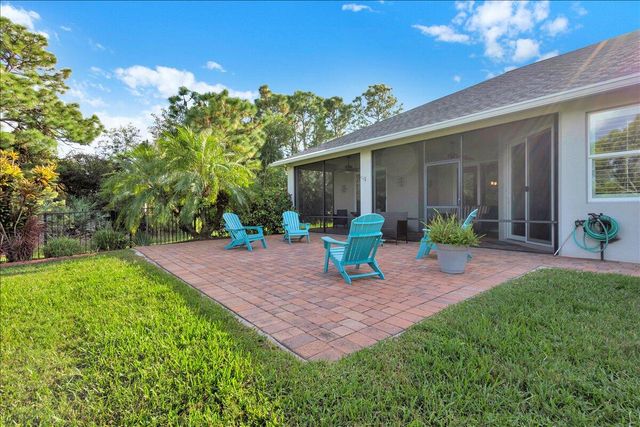 367 SW Vista Lake Drive, Port St. Lucie, Port St Lucie, FL 34953