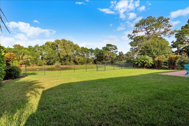 367 SW Vista Lake Drive, Port St. Lucie, Port St Lucie, FL 34953