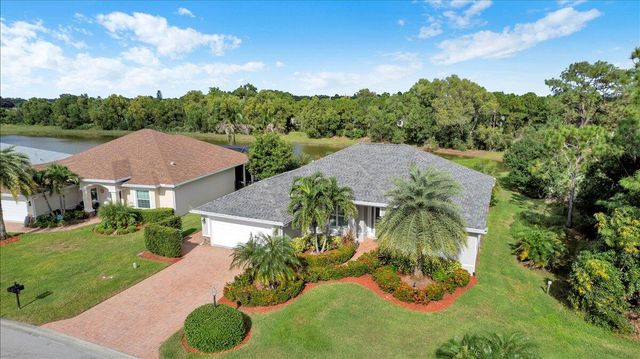 367 SW Vista Lake Drive, Port St. Lucie, Port St Lucie, FL 34953