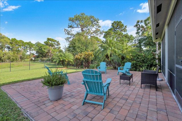 367 SW Vista Lake Drive, Port St. Lucie, Port St Lucie, FL 34953