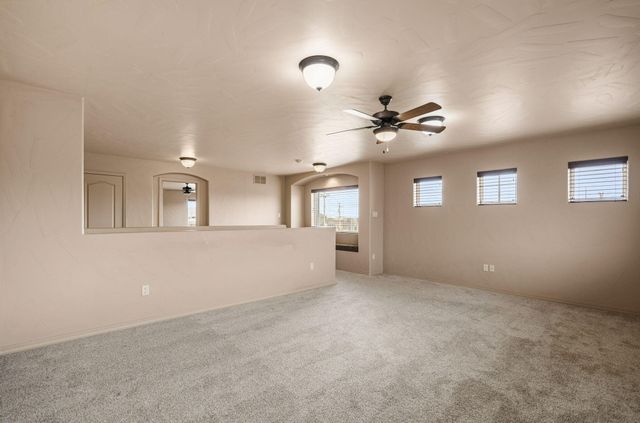 2480 Firewheel Avenue SW, Los Lunas, NM 87031