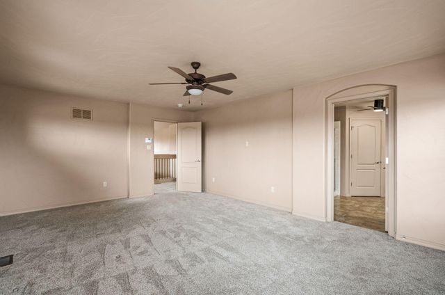 2480 Firewheel Avenue SW, Los Lunas, NM 87031