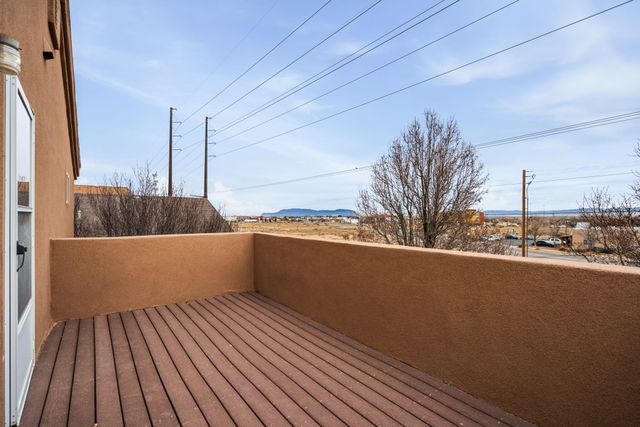 2480 Firewheel Avenue SW, Los Lunas, NM 87031