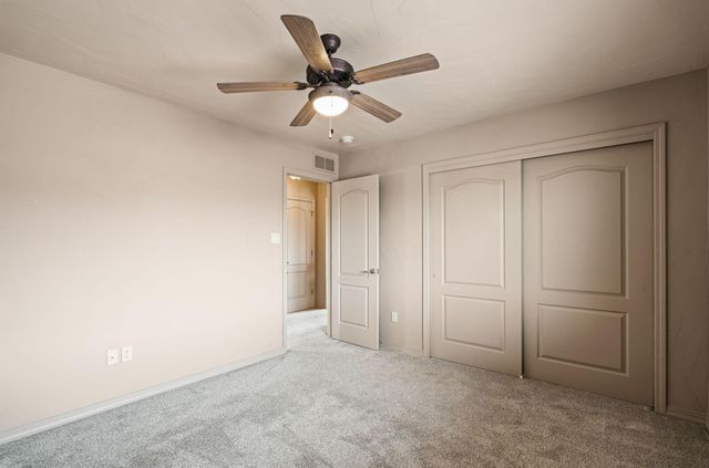 2480 Firewheel Avenue SW, Los Lunas, NM 87031