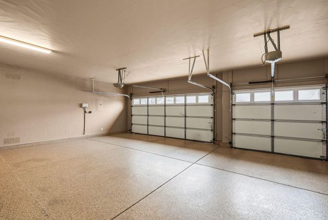 2480 Firewheel Avenue SW, Los Lunas, NM 87031