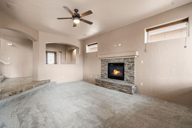 2480 Firewheel Avenue SW, Los Lunas, NM 87031