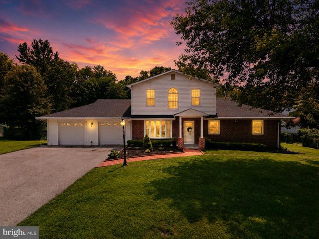 8421 W GROVE RD W, Ellicott City, MD 21043