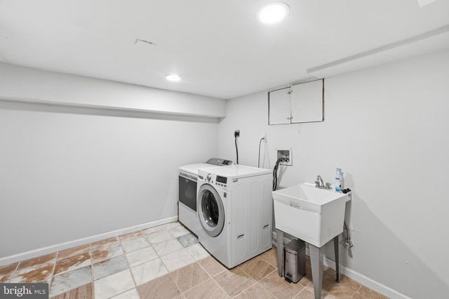 8421 W GROVE RD W, Ellicott City, MD 21043